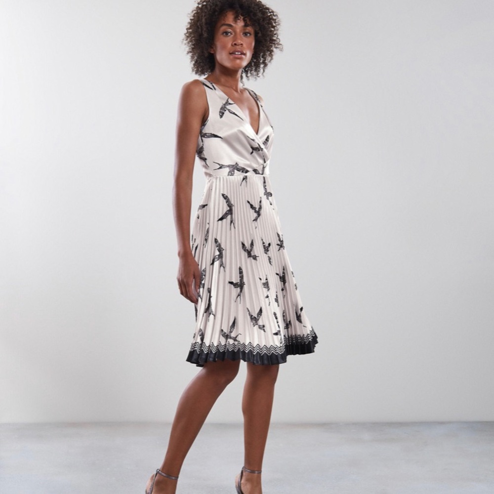 REISS NWT - Peyton satin/pleated dress